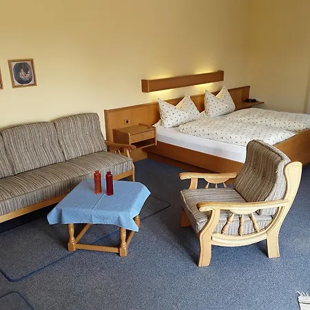 Gemuetliche Mit Grossem Garten Apartment *